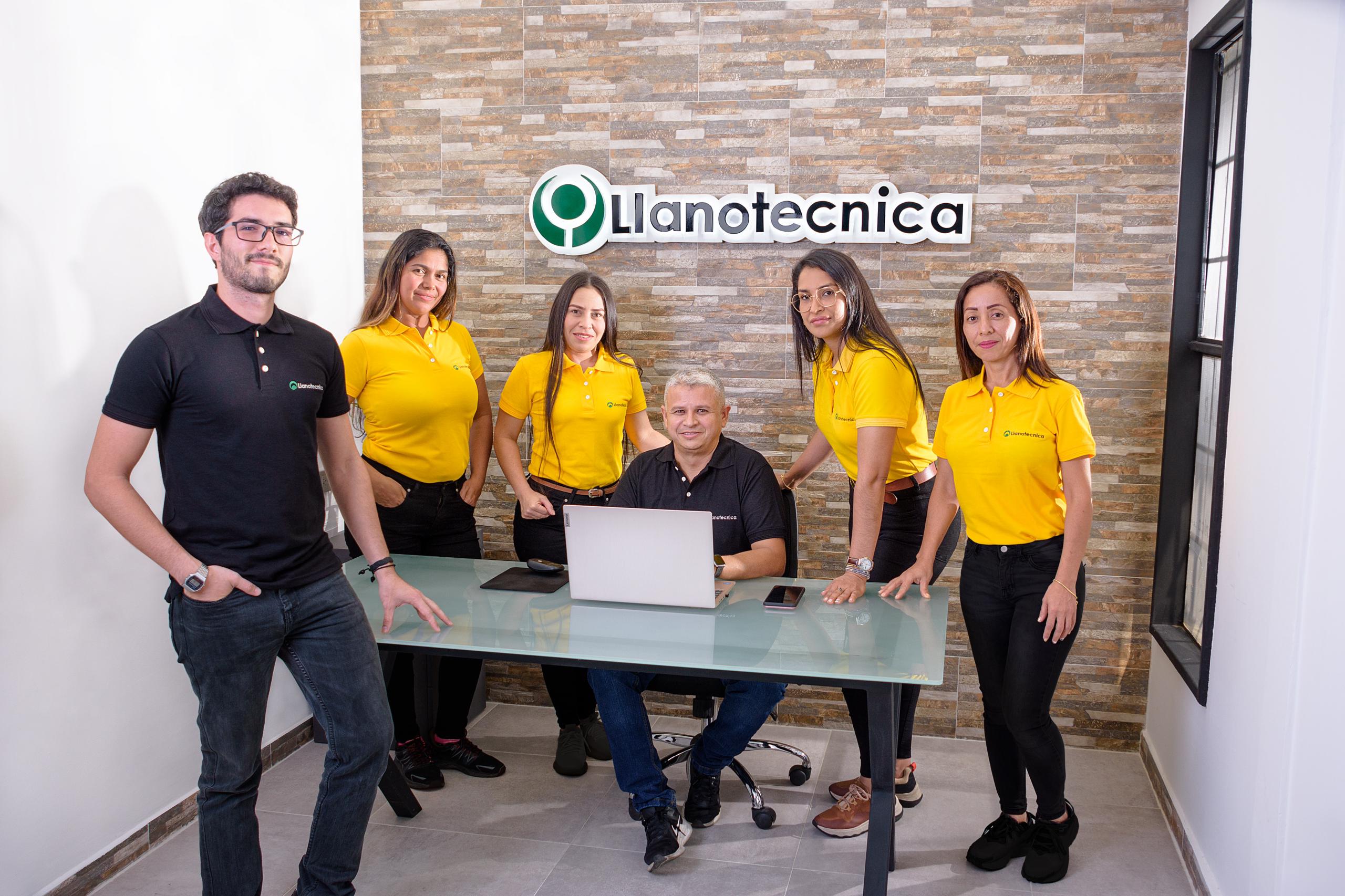 Equipo en la Fábrica